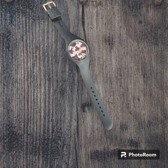 ICE Fly Butterfly Black Grey Silicone Strap Round Made in Japan Ladies Watch - Picture 3 of 6